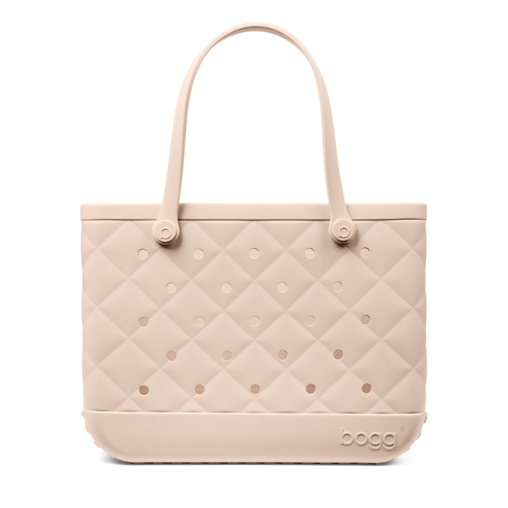 Original Bogg Bag Quilted Freshly Pressed Linen Summer Beach Accessories Bag Easy Clean Washable with Extra Storage Compartments for Outdoor Adventures Travel Organizer Vacation Essentials for Women