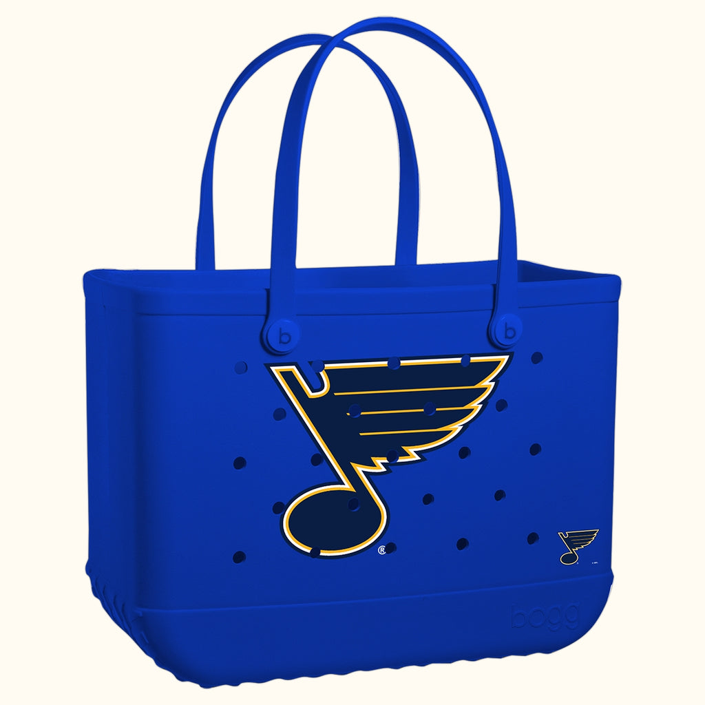 Original Bogg Bag St. Louis Blues Travel Friendly Beach Organizer Easy Clean Sandproof with Makeup Bag for Boat Trips Travel Organizer Vacation Essentials for Women